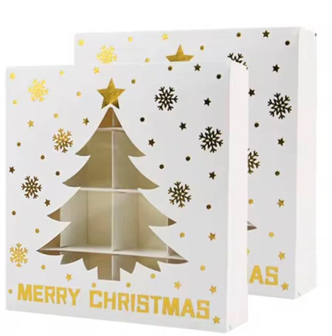 Empty pick and mix box White Christmas Tree Box 15x15x3.5cm
