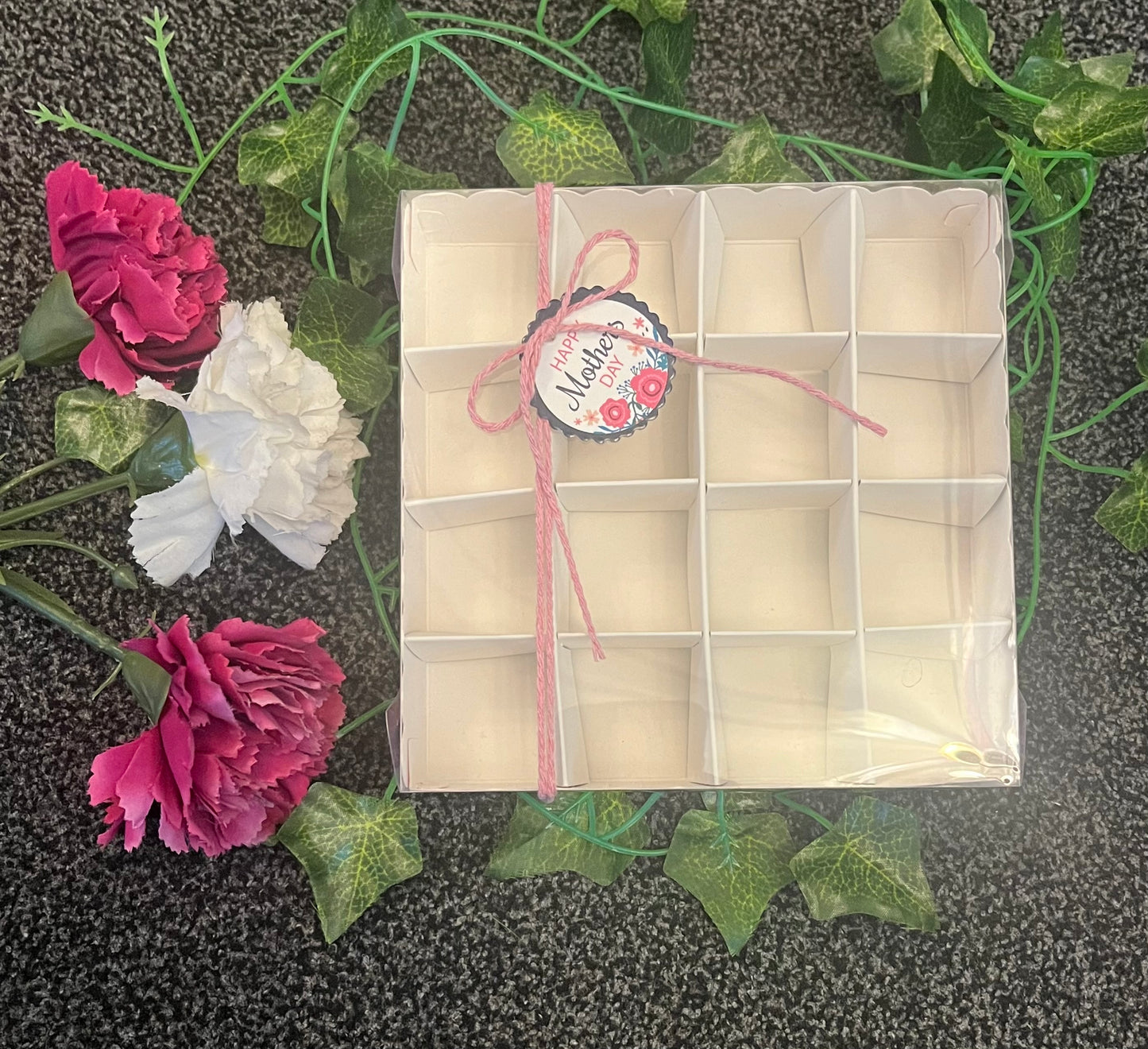 Mothers Day Theme Boxes -Assorted